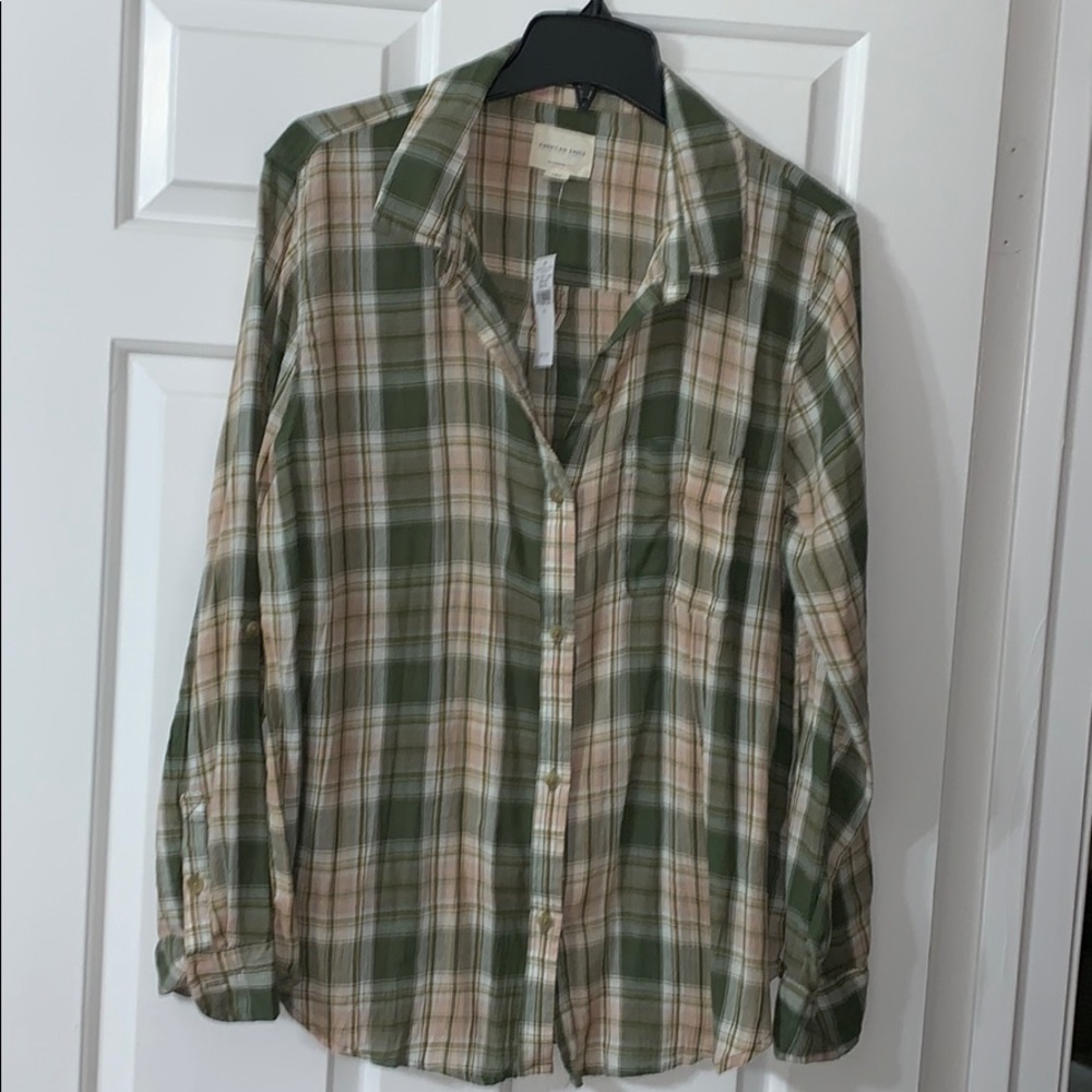 New American Eagle shirt